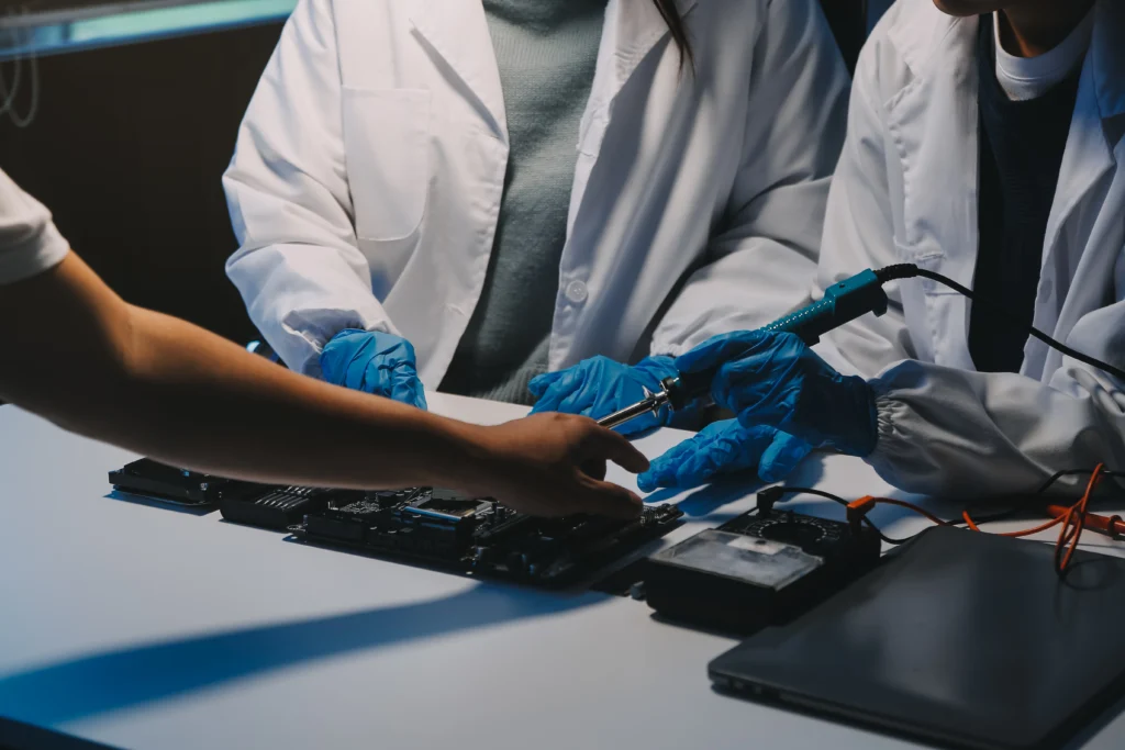 Acer Laptop Screen Repair Service for Cracked and Flickering Displays