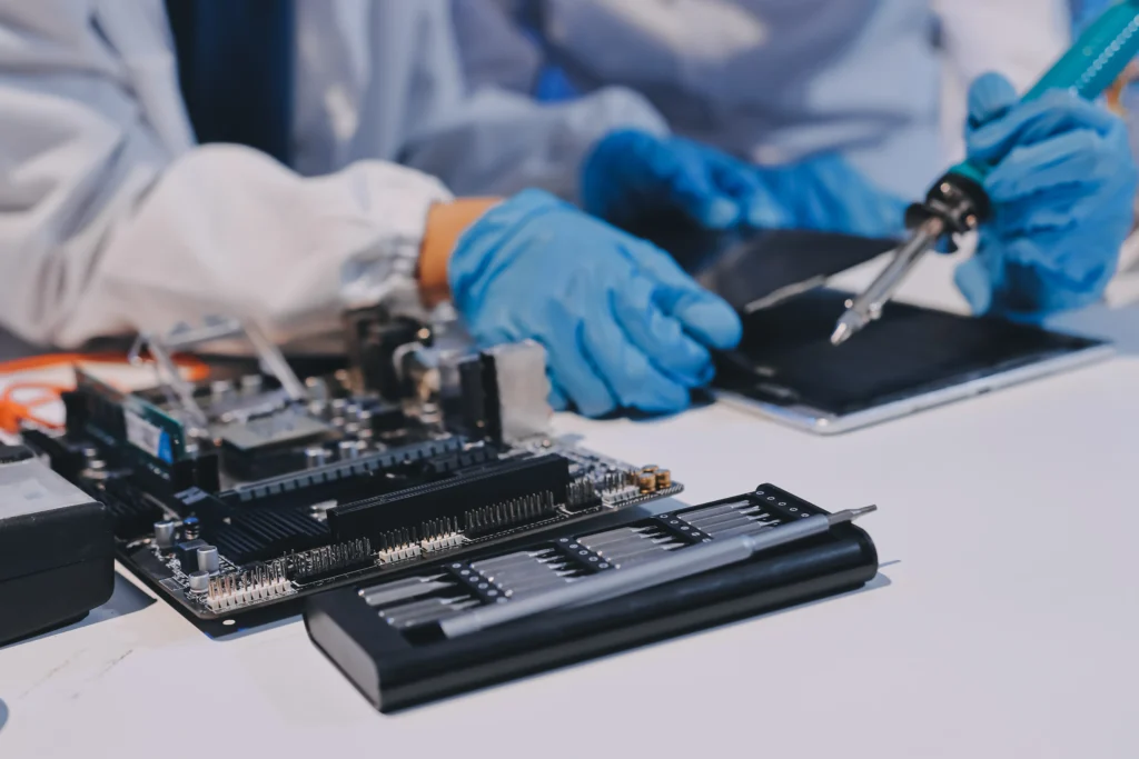 HP laptop battery replacement by certified technician